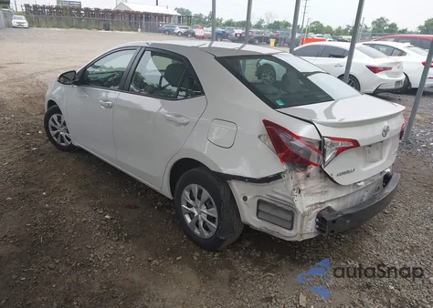 2015 Toyota Corolla Le Eco z USA, uszkodzony, nr VIN 5YFBPRHE9FP274613